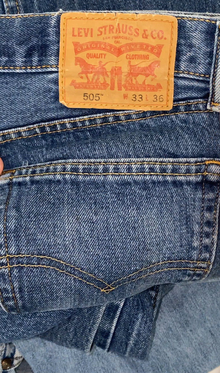 VINTAGE/SECOND HAND DENIM JEANS SCRAPS