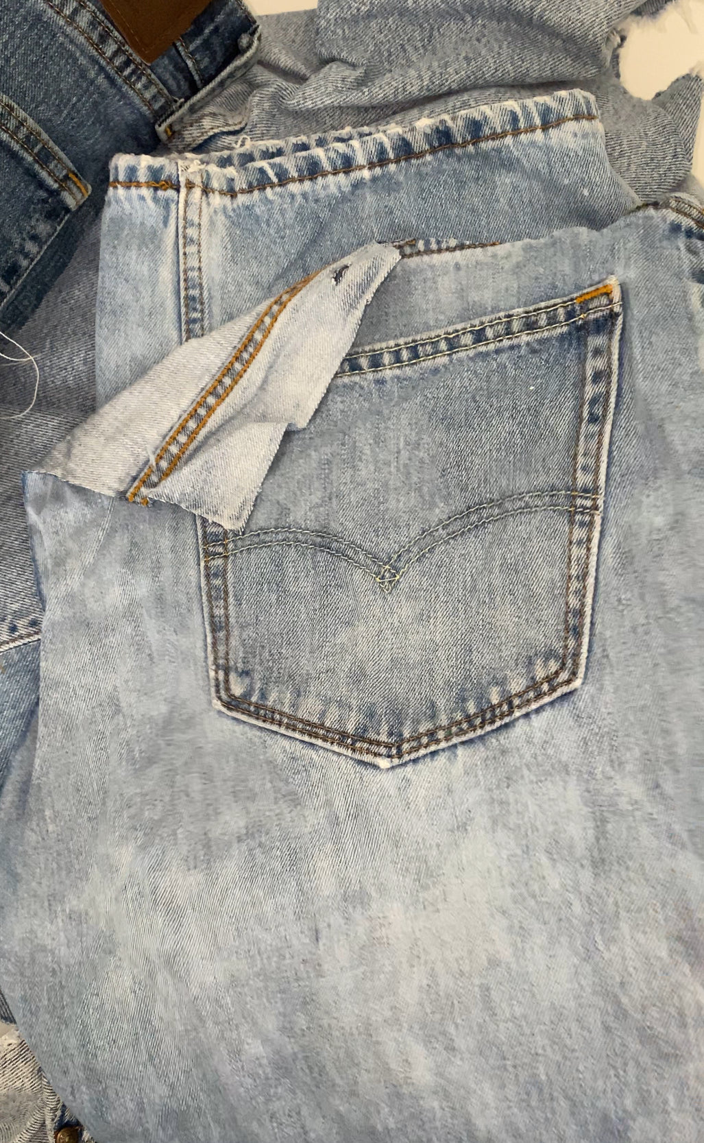 VINTAGE/SECOND HAND DENIM JEANS SCRAPS