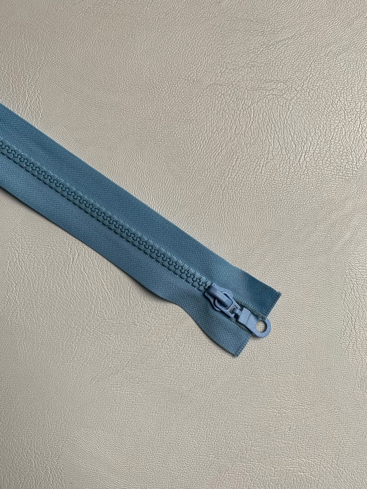 PLASTIC ZIPPER, metal puller, open end, different colors, 75 CM