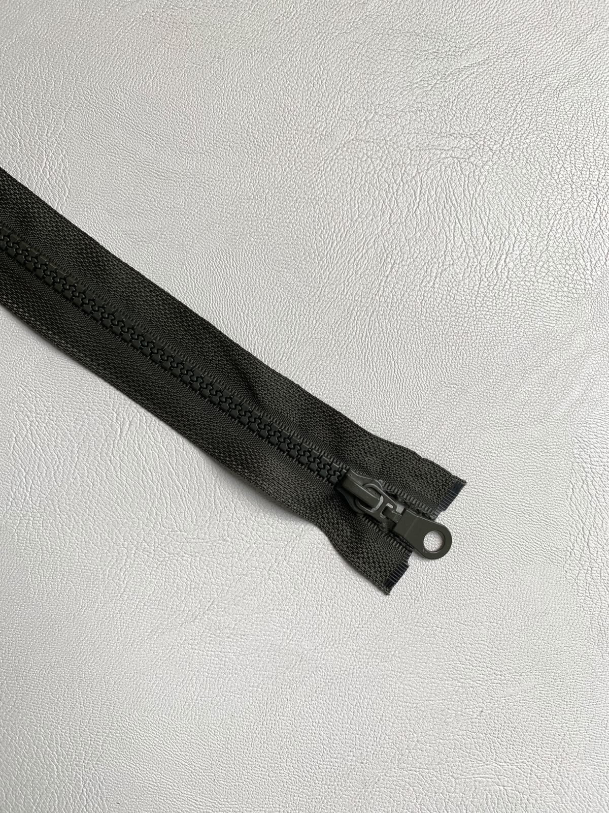 PLASTIC ZIPPER, metal puller, open end, different colors, 75 CM