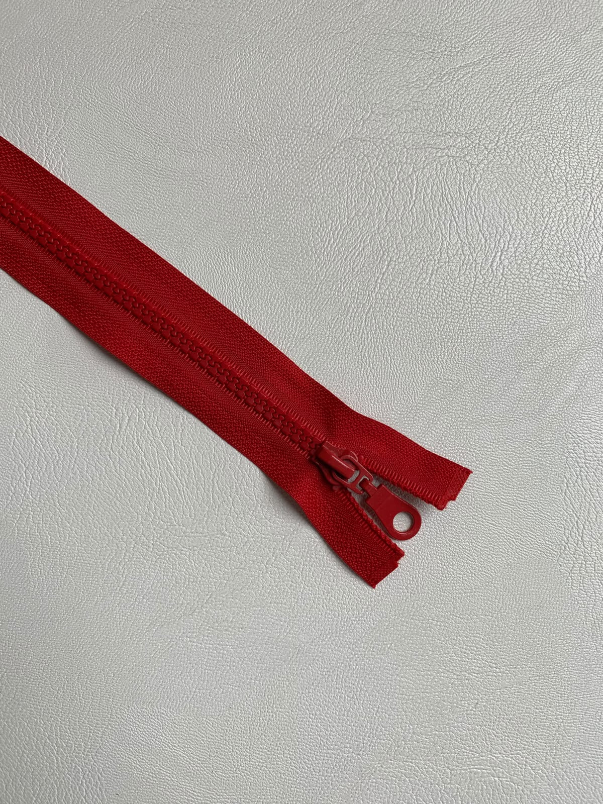 PLASTIC ZIPPER, metal puller, open end, different colors, 75 CM