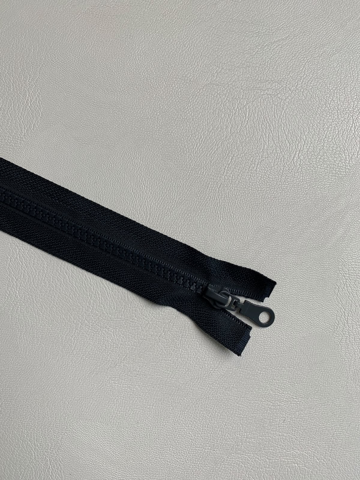 PLASTIC ZIPPER, metal puller, open end, different colors, 75 CM