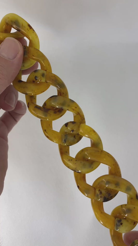 Light amber turtle plastic Chain for accessories